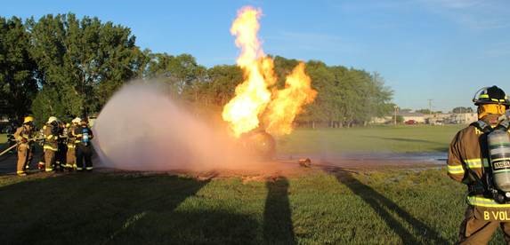 Propane safety training. (Photo: CHS Inc.)