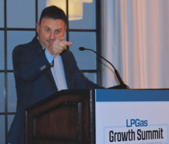 Dale Delay talking about his Gallon Challenge during the 2018 LP Gas Growth Summit. Photo: LP Gas