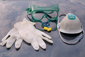 A job hazard analysis helps determine what type of PPE to use. Photo: robeo/iStock / Getty Images Plus/Getty Images 