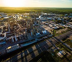 Corpus Christi refinery photo: RoschetzkyIstockPhoto/iStock / Getty Images Plus/Getty Images