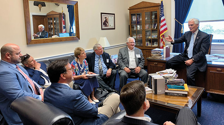 Rep. Bob Latta, R-Ohio, right, meets with propane industry members during Propane Days. (Photo by LP Gas staff)