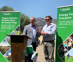 Mike Newland of PERC, left, and Rob Fisher of Fisher Vineyards (Photo by LP Gas staff)
