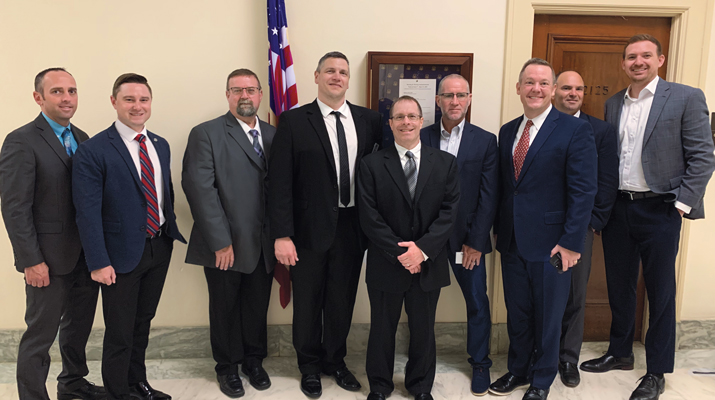 Attendees from the Ohio Propane Gas Association, including LP Gas Editor-in-Chief Brian Richesson, fifth from left, gather prior to their next meeting. (Photo: LP Gas staff)