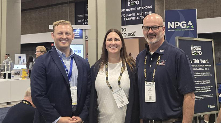 From left, Andrew Vogl of Ray Murray Inc., Amy Mason of Capitol Hill Management Services and EDP’s Jim Rushing of EDP at Propane Days. (Photo courtesy of the NYPGA)