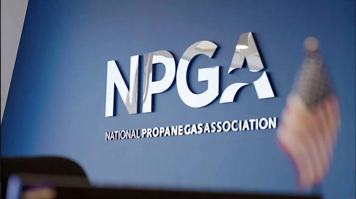 Screencap: LP Gas Staff