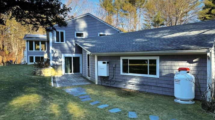 Fuel cells give propane marketers an opportunity to reposition themselves – not only in a new appliance category, but as hybrid energy providers in a changing energy landscape, according to Upstart Power. The company has expanded from residential fuel cells into the commercial and industrial space. (Photo courtesy of Upstart Power)