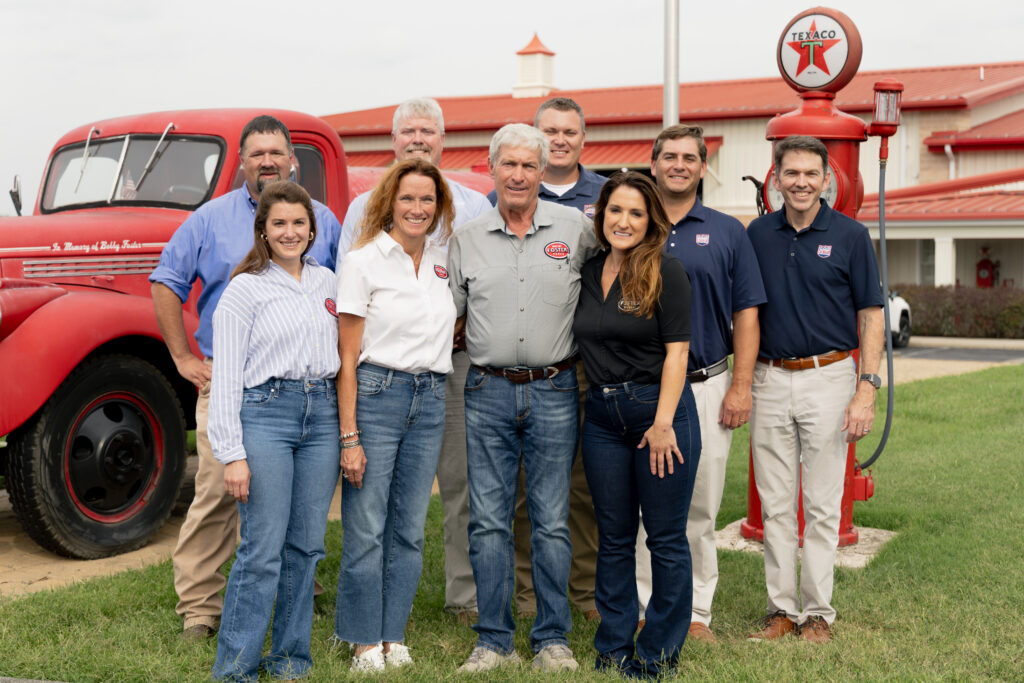 Photo of Foster Fuels and Colonial Group team members, by Justin Hamilton