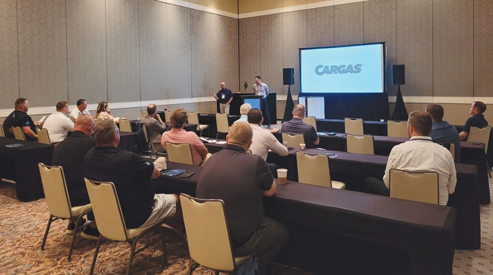 Growth Summit partners introduce themselves to retailers. (Photo by LP Gas Staff)